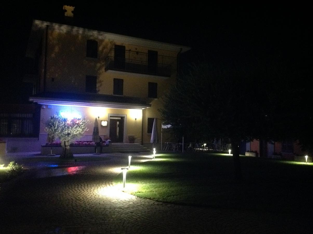 ברשה Hotel Panineria Colombera Rossa מראה חיצוני תמונה